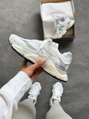 NB 9060 Bco/Cinza Sintético