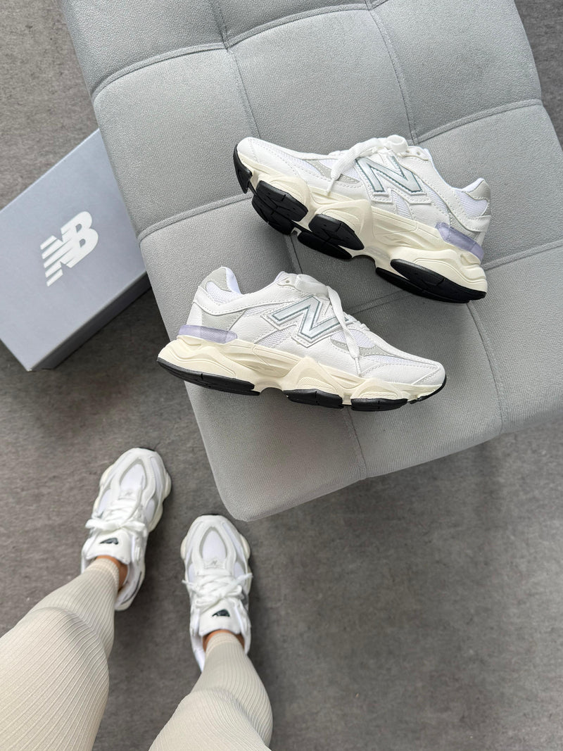 NB 9060 Bco/Cinza Sintético