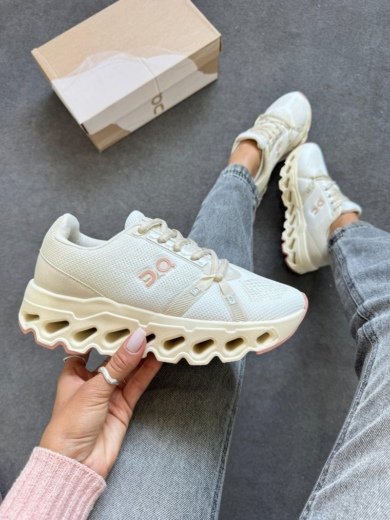 Tênis On Cloud Off/Rosê