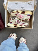 NB 9060 Off/Bordô Sintético