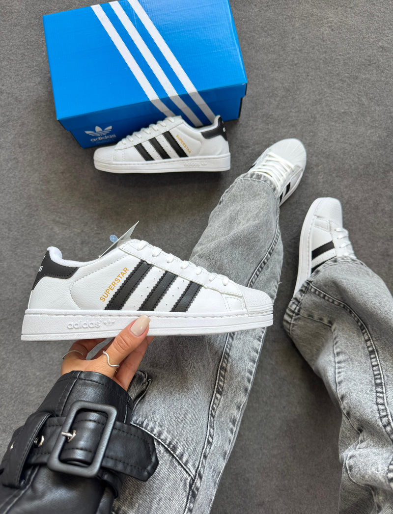 Ad Super Star Branco Preto