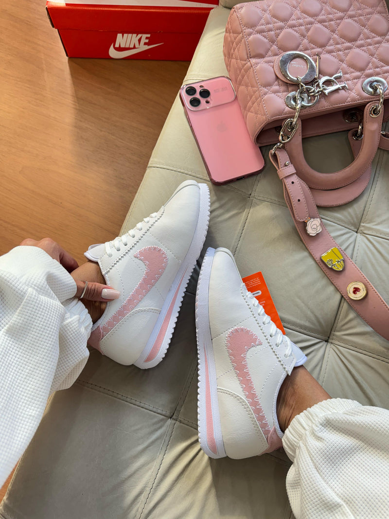 Nk Cortez Retrô Bco/Rosa