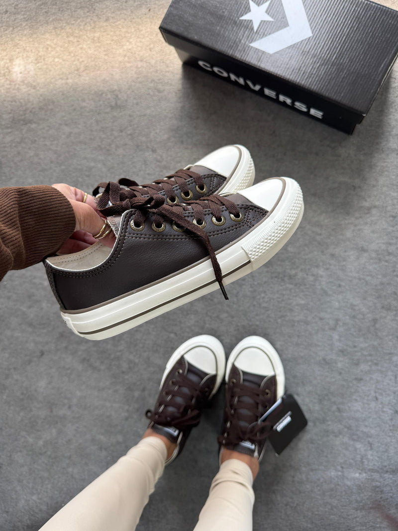 Converse Star Café