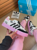 Ad Hello Kitty x Ad Sambae Rosa/Preto